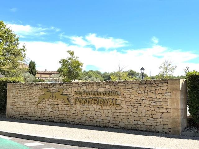 Bed and Breakfast Les Cistes Mallemort Exterior foto